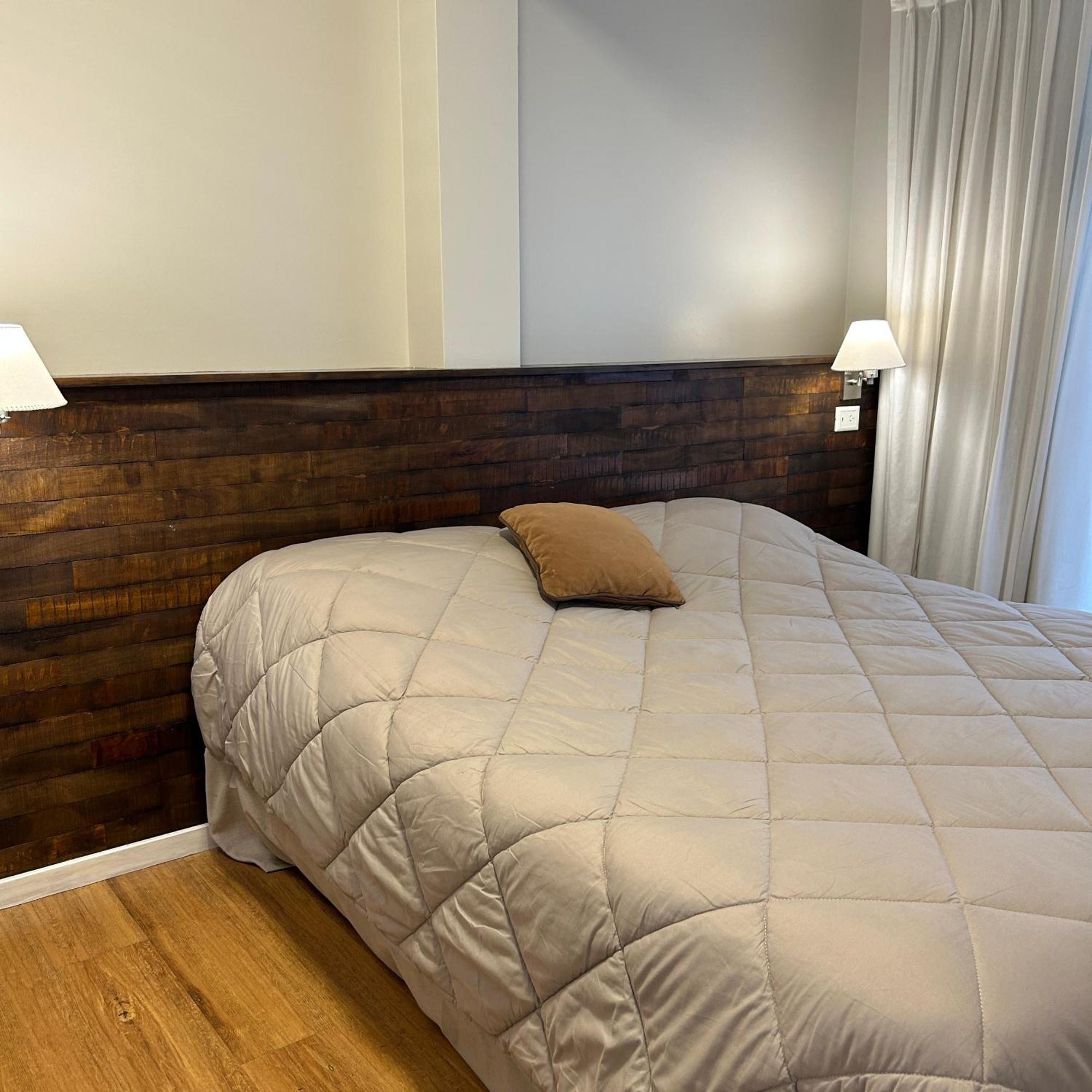 Syrah Suites *